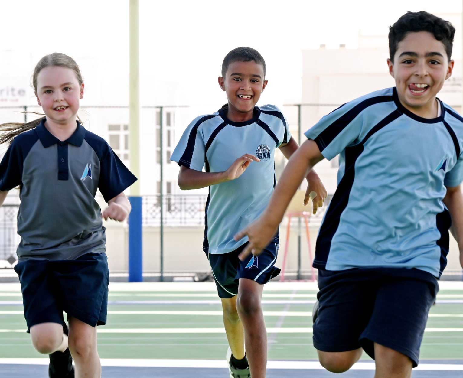 ES students running